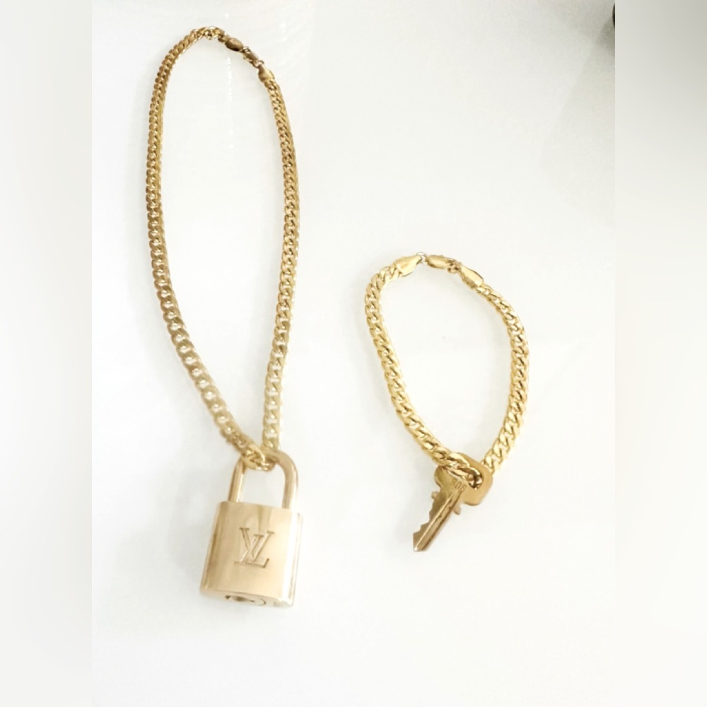 Louis Vuitton Necklace And Bracelet